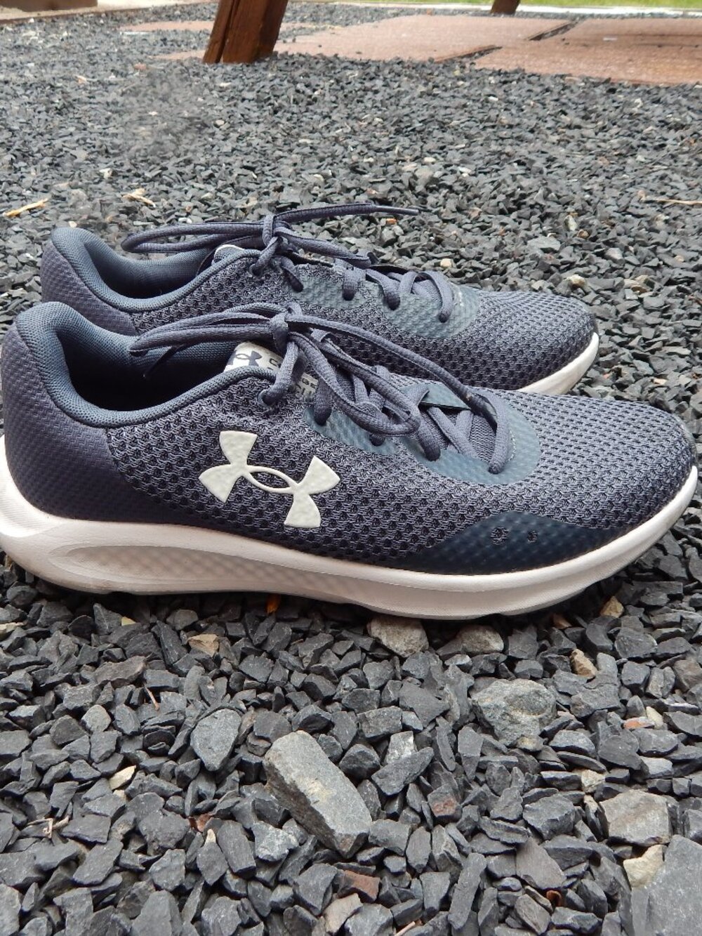 Under Armour Charged Pursuit Womens Running Shoes Size 9.5